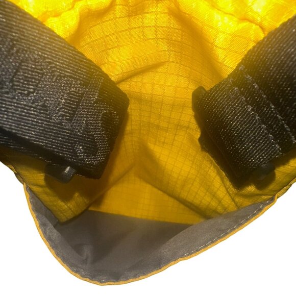 LeSportsac Colorblock Crossbody Bag Adjustable Logo Strap Multiple Compartments - Picture 7 of 7